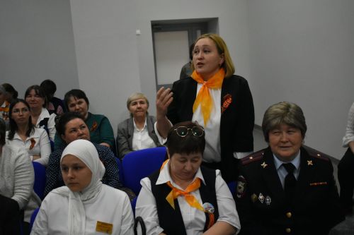 Федоровское мәктәбендә район мәктәпләренең класс җитәкчеләре киңәште