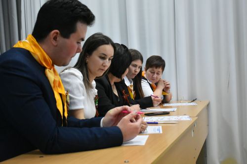 Федоровское мәктәбендә район мәктәпләренең класс җитәкчеләре киңәште