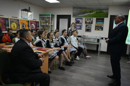 Кайбыч ягы музеенда «Кайбыч районы — Бөек Ватан сугышы елларында» дип исемләнгән батырлык дәресе үтте
