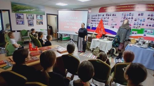 В музее Кайбицкого края для детей из пришкольного лагеря Старотябердинской СОШ прошел урок под названием «Память жива, пока мы помним»