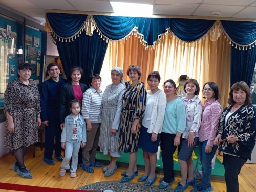 В канун Дня социального работника сотрудники Кайбицкого районного отделения соцфонда посетили музей Галии Кайбицкой
