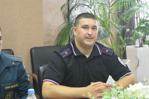 В Кайбицах глава района встретился с отслужившими юношами