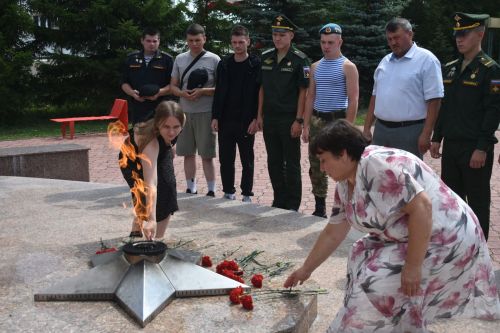 В Кайбицах глава района встретился с отслужившими юношами