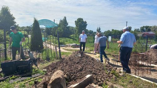 Олы Кайбычтагы ял паркында төзекләндерү эшләре дәвам итә