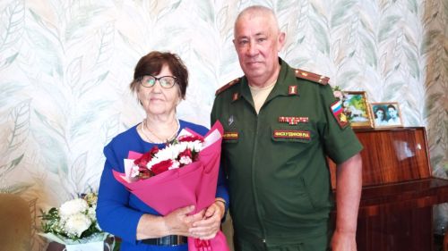 В Кайбицах ветерана педагогической службы поздравили с 90-летием