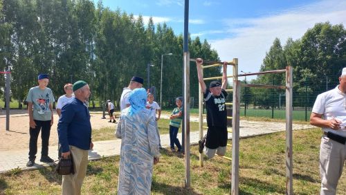 На детском мусульманском Сабантуе в Кайбицах гостей угостили картофелем-фри, попкорном  и пловом