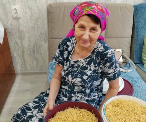 Домашняя лапша и молитва: как волонтер-инвалид из РТ согревает сердца солдат на СВО