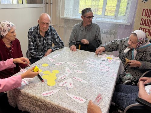 В преддверии Дня семьи, любви и верности сотрудники ГБУ «Кайбицкий ДИПИ» МТЗ и СЗ РТ провели занятие