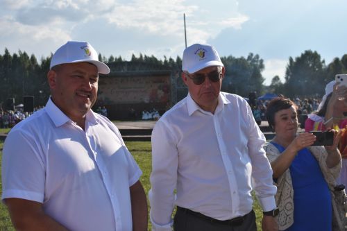Кайбычта кичке уен гөрләп узды