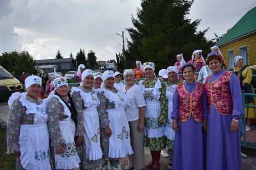 Кайбычта кичке уен гөрләп узды