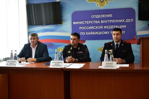 Глава МВД Татарстана представил личному составу нового руководителя ОМВД России по Кайбицкому району
