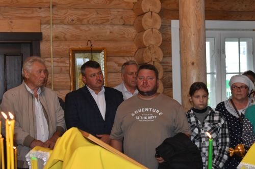 В церковь села Большое Подберезье доставлены мощи святых