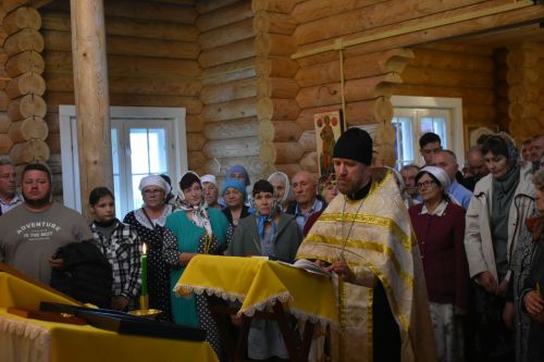 В церковь села Большое Подберезье доставлены мощи святых