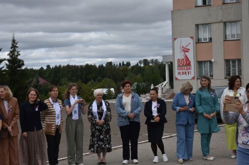 В Кайбицах отметили День государственного флага России
