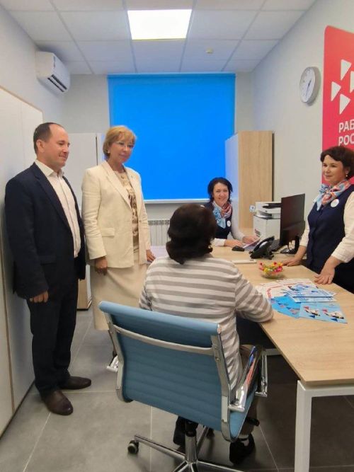 В Кайбицком районе состоялось открытие обновлённого Кадрового центра!