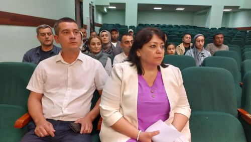В Большекайбицком доме культуры состоялась встреча с мигрантами, проживающими в районе