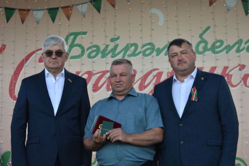 На мероприятии, приуроченном Дню Республики Татарстан, наградили кайбичан