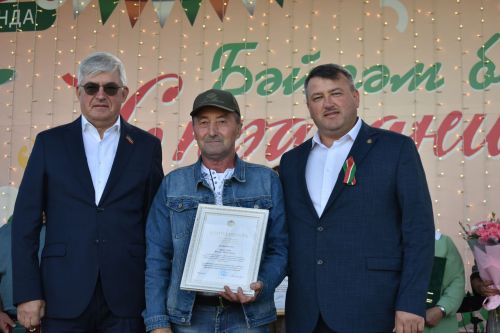 На мероприятии, приуроченном Дню Республики Татарстан, наградили кайбичан