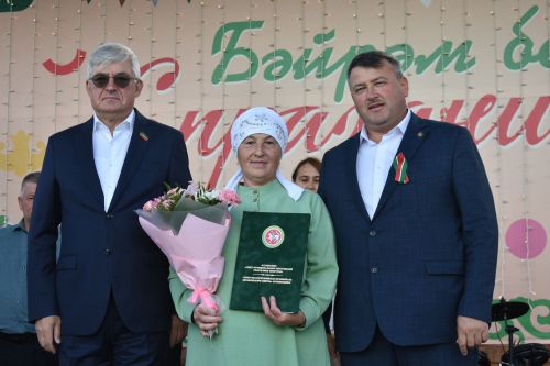 На мероприятии, приуроченном Дню Республики Татарстан, наградили кайбичан