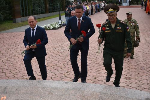 В парке Победы в Кайбицах открылся мемориал «Танк Победы»