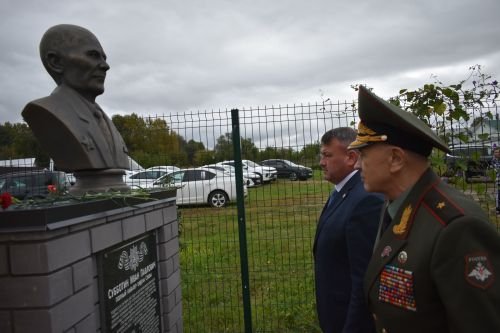 В селе Корноухове открыли бюст Ивана Субботина — полного кавалера ордена Славы