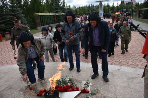 В парке Победы в Кайбицах открылся мемориал «Танк Победы»