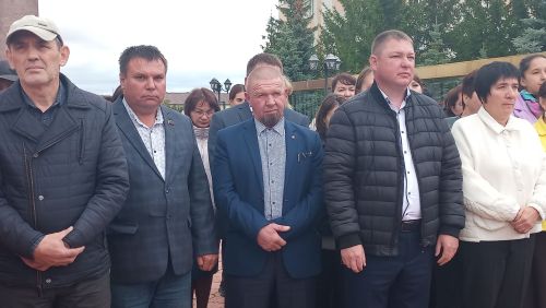 В парке Победы в Кайбицах открылся мемориал «Танк Победы»