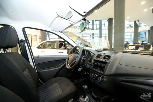 Автоэксперт Баканов объяснил, как проверить б/у машину перед покупкой