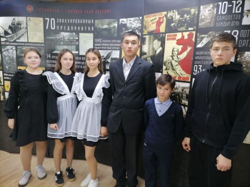 Ученики Старотябердинской школы отправились в Музей Кайбицкого края в рамках проекта «Пушкинская карта»