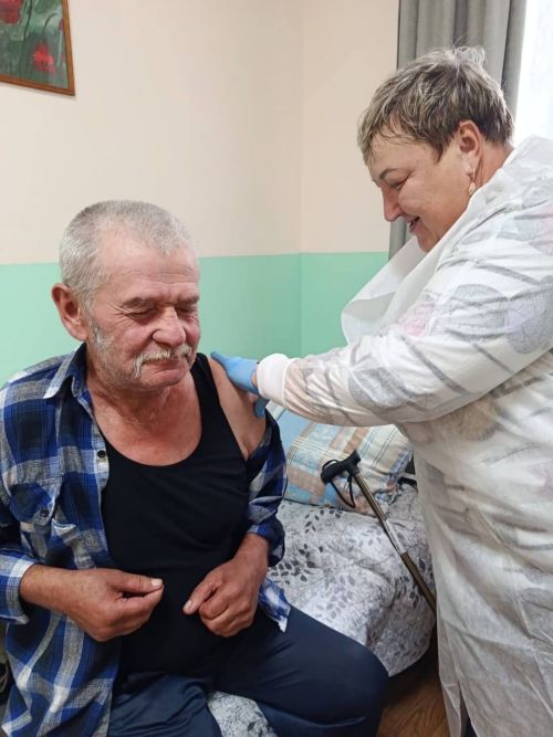 В кайбицком доме-интернате для пожилых провели ежегодную вакцинацию против гриппа