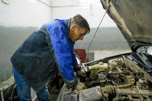 Автодилер объяснил, как подготовить автомобиль к осенней непогоде