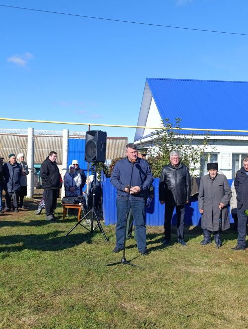 Мөрәледә герой авылдашлары белән хушлаштылар