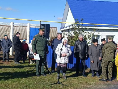 Мөрәледә герой авылдашлары белән хушлаштылар
