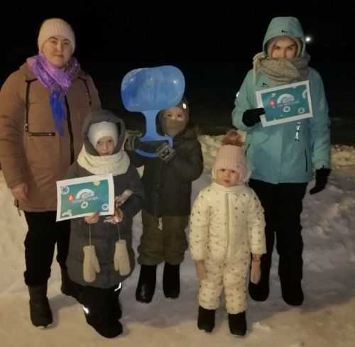 Работники культуры Бурундуковского села устроили для детей игры на свежем воздухе