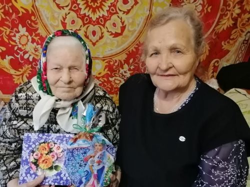 Екатерина Елисеева,  председатель совета ветеранов  Большое Подберезье: «Лучший подарок на Рождество – внимание и забота»