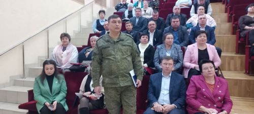 Военный комиссар Апастовского и Кайбицкого районов Наиль Зантимеров выступил перед участниками планерки