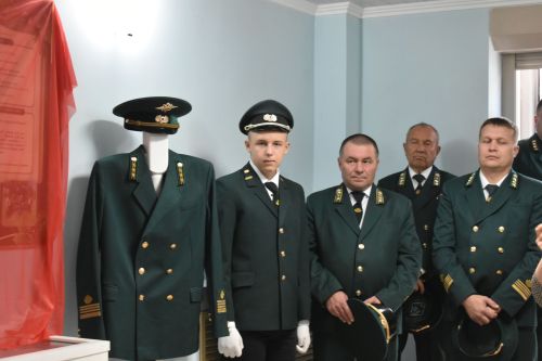 Мемориальный уголок памяти заслуженного лесовода открыли в Кайбицком районе