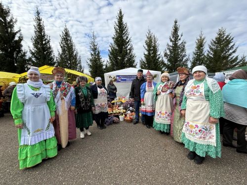 Урожай труда и традиций: в Кайбицах прошла школьная ярмарка „Дары осени“