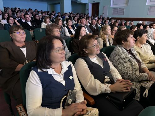 В Кайбицах состоялось торжественное мероприятие, посвящённое Дню учителя