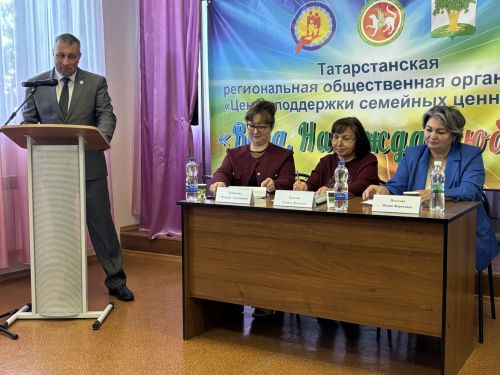 В Кайбицком районе состоялся круглый стол «Сила семьи — в детях»
