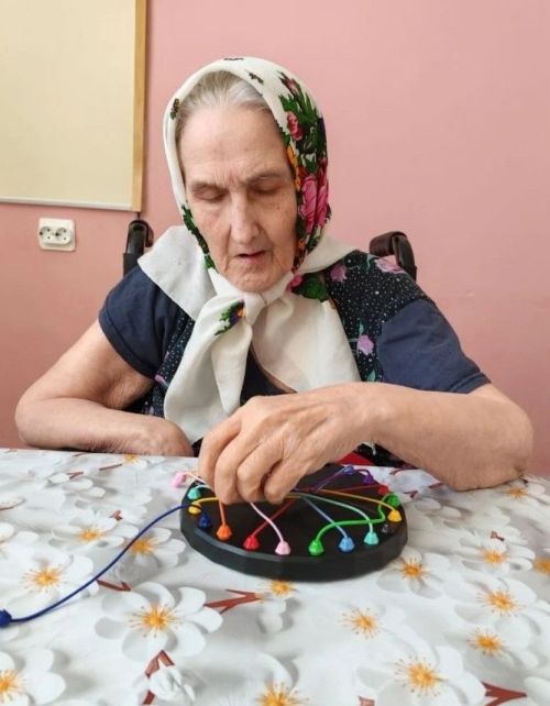 Реабилитация через игру: в Кайбицком ДИПИ состоялось занятие «Распутай верёвочку»