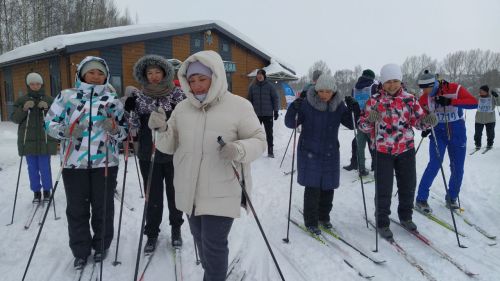 «Лыжня России»: заряд бодрости в зимнем парке Кайбиц