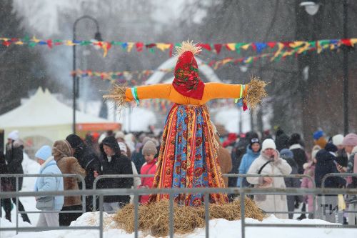Масленица: питание вне дома