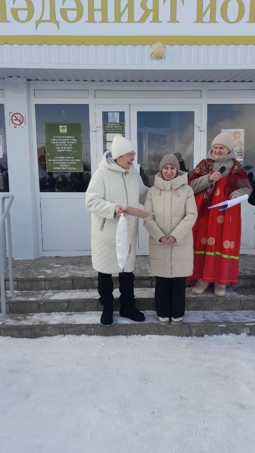 На Масленицу в Хозесанове катались на запряженной лошади