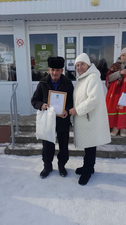 На Масленицу в Хозесанове катались на запряженной лошади