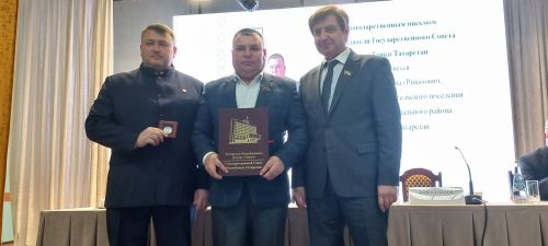 На заседании Совета Кайбицкого района наградили передовых тружеников