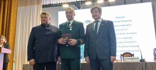 На заседании Совета Кайбицкого района наградили передовых тружеников