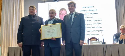 На заседании Совета Кайбицкого района наградили передовых тружеников