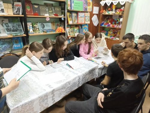 Единство в многообразии: в Берлибашской библиотеке прошла квест‑викторина о народах России
