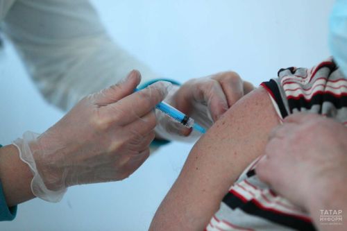 Вакцинация от клещевого энцефалита весной: готовимся к сезону клещей